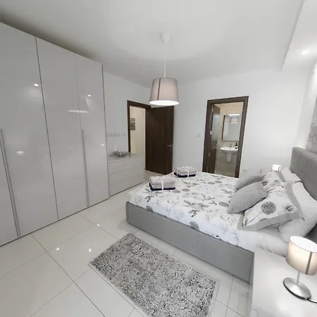 Orion 4a New State Of The Art Family St. Paul's Bay